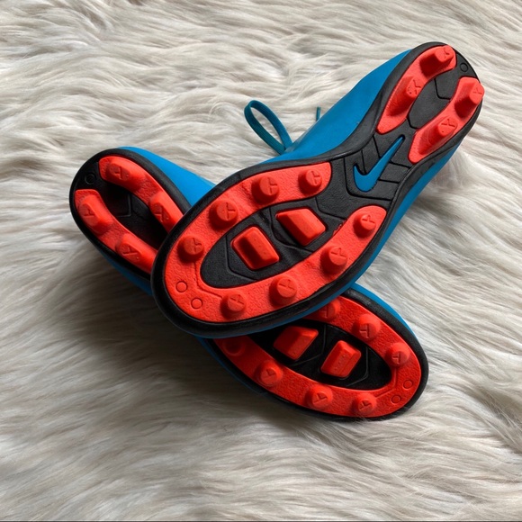 custom nike youth soccer cleats